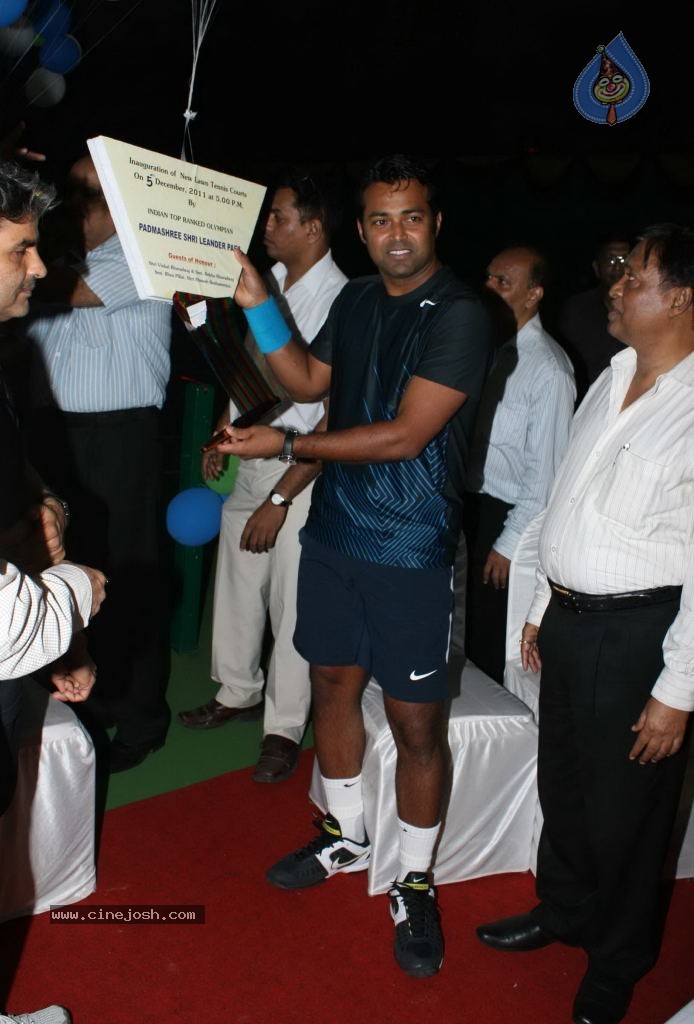 Bolly Celebs at New Tennis Court Launch - 11 / 32 photos