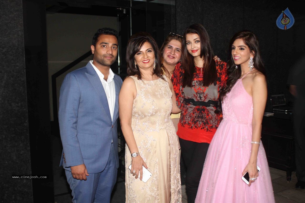 Bolly Celebs at Nishka Lulla Wedding Brunch Party - 46 / 48 photos