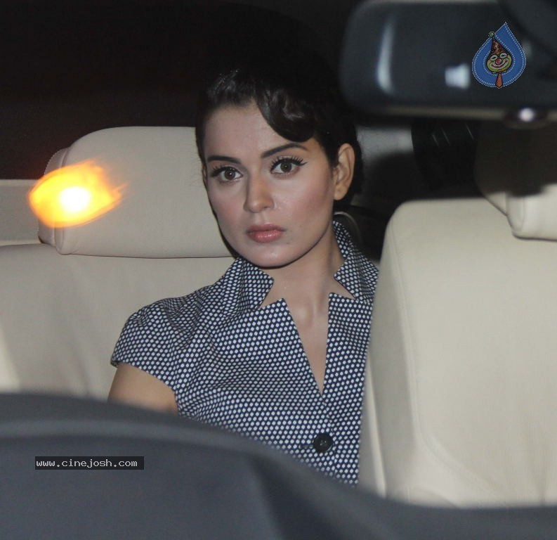 Bolly Celebs at Parmeshwar Godrej Oprah Party - 3 / 34 photos