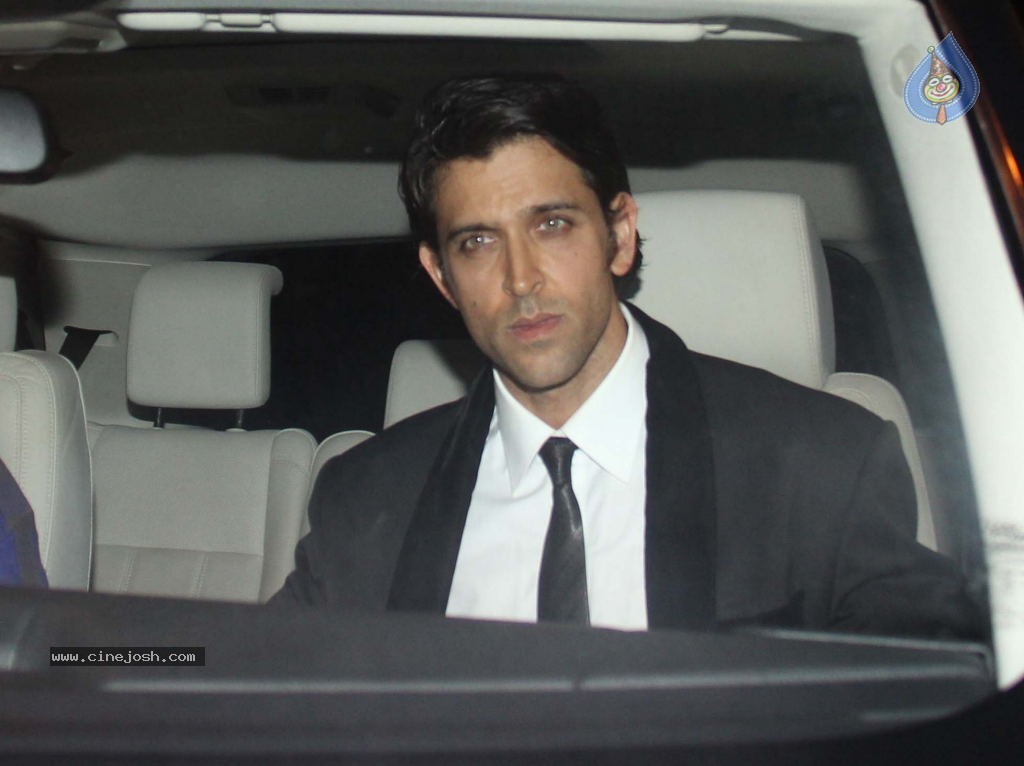 Bolly Celebs at Parmeshwar Godrej Oprah Party - 9 / 34 photos