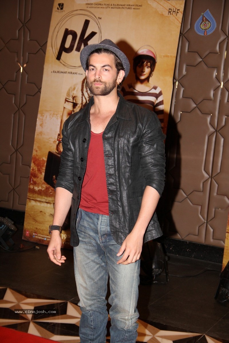 Bolly Celebs at PK Movie Grand Success Party - 10 / 96 photos