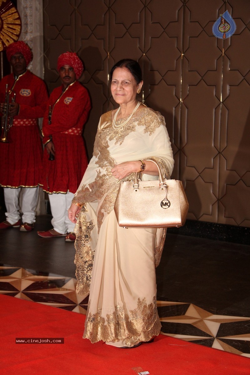 Bolly Celebs at PK Movie Grand Success Party - 70 / 96 photos