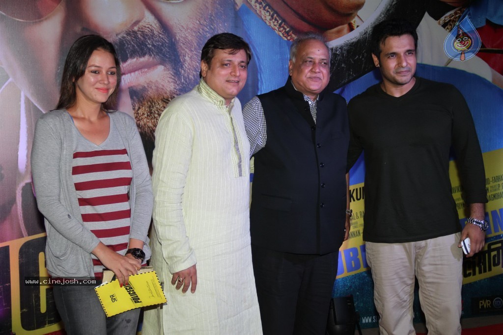 Bolly Celebs at Policegiri Premiere Show - 22 / 106 photos