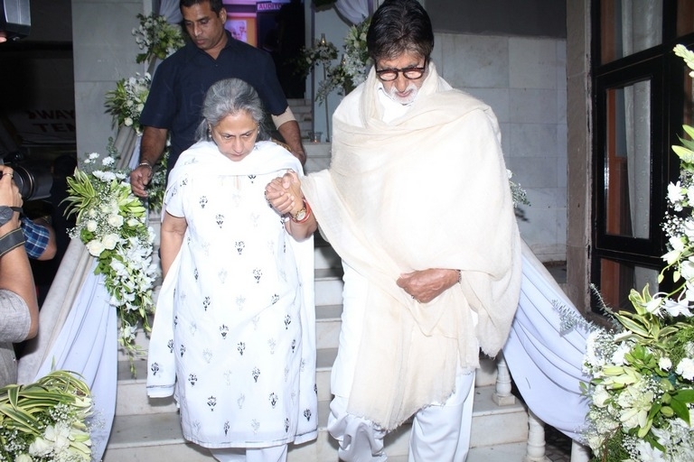 Bollywood Celebrities at Prayer Meeting of Ram Mukherjee - 40 / 74 photos