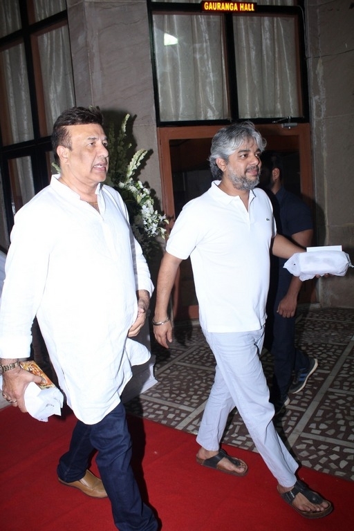 Bollywood Celebrities at Prayer Meeting of Ram Mukherjee - 72 / 74 photos