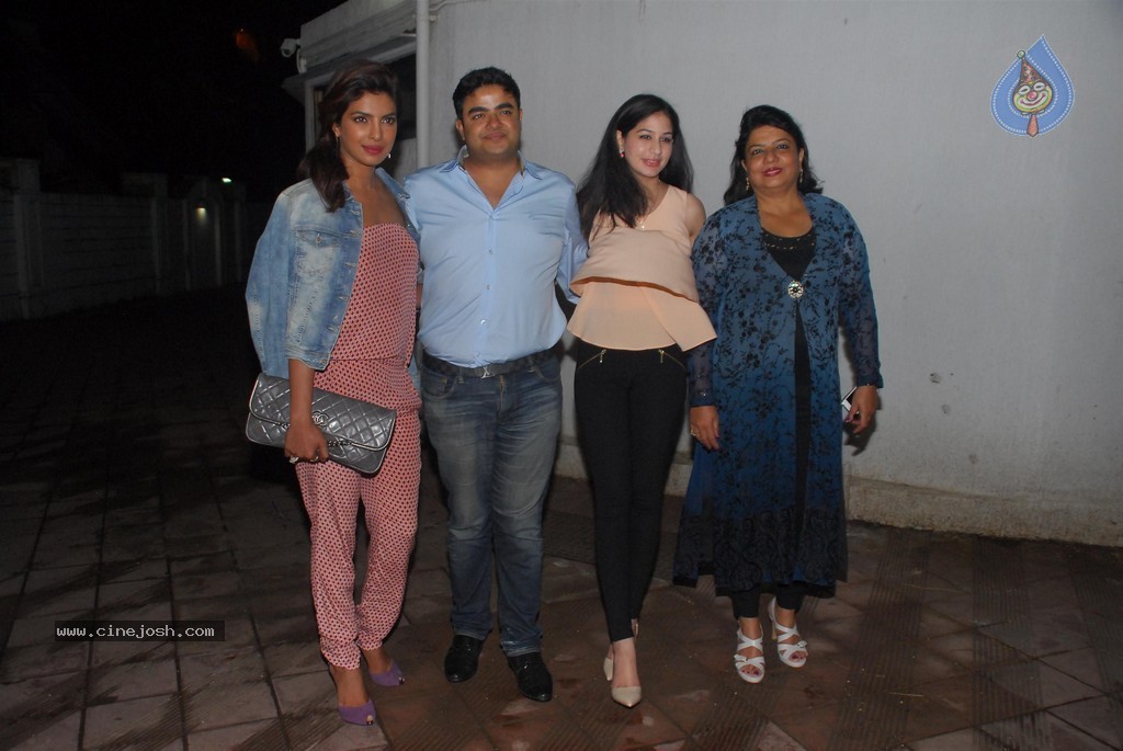 Bolly Celebs at Priyanka Chopra Bday Party - 33 / 81 photos