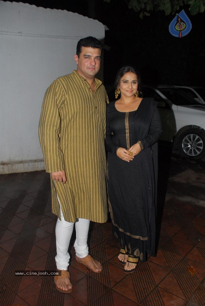 Bolly Celebs at Priyanka Chopra Bday Party - 61 / 81 photos