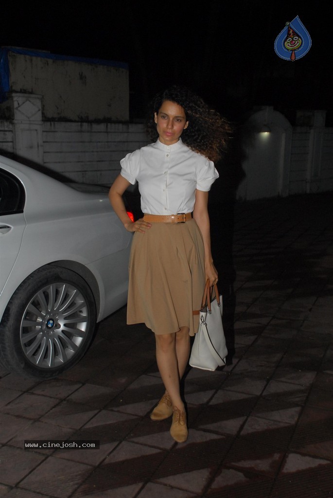 Bolly Celebs at Priyanka Chopra Bday Party - 69 / 81 photos