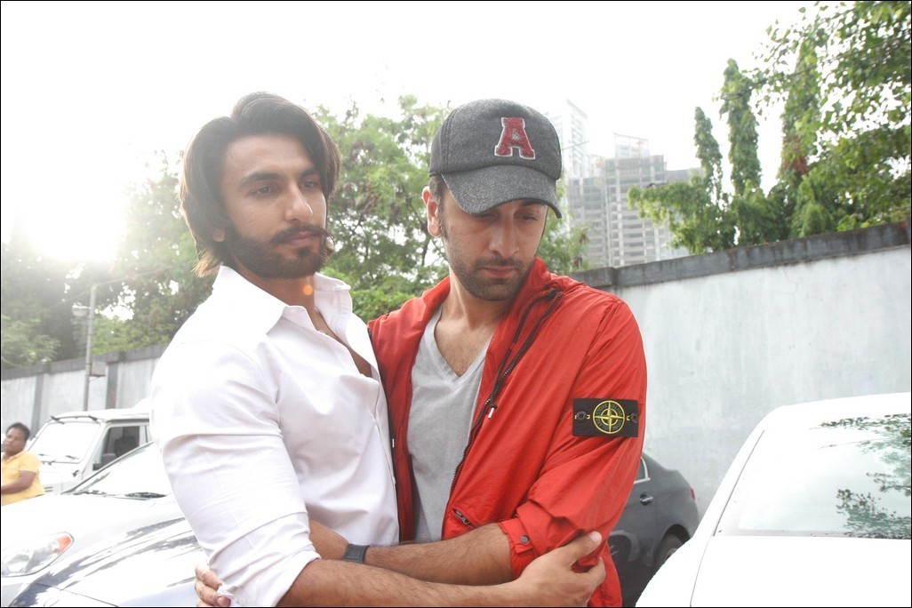 Bolly Celebs at Priyanka Chopra Father Funeral - 25 / 115 photos