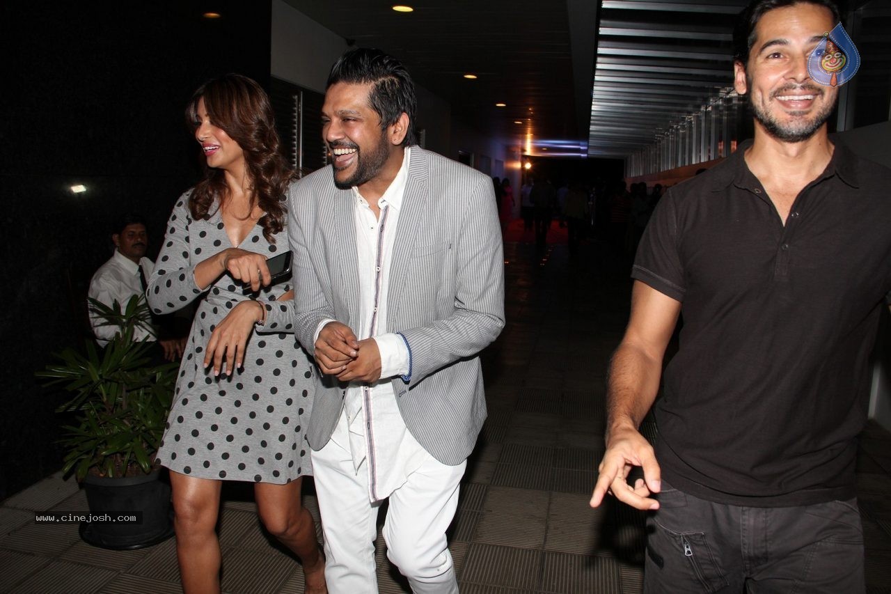 Bolly Celebs at R Madhavan Bday Bash - 21 / 121 photos