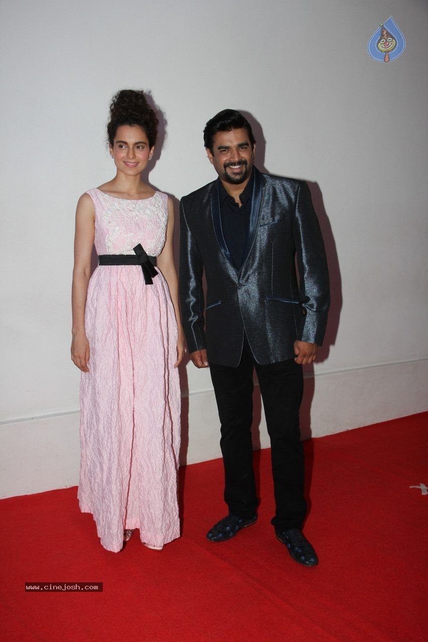 Bolly Celebs at R Madhavan Bday Bash - 27 / 121 photos