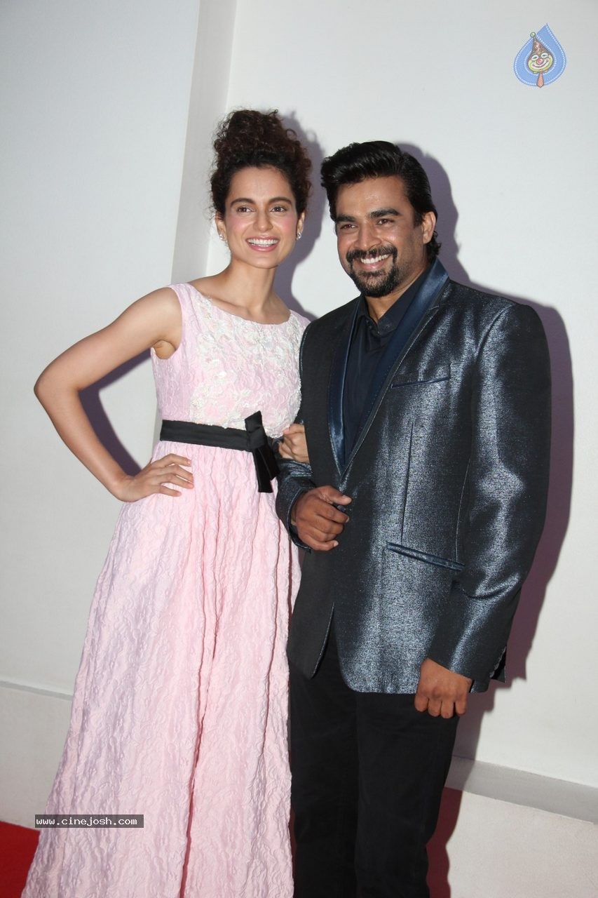Bolly Celebs at R Madhavan Bday Bash - 64 / 121 photos
