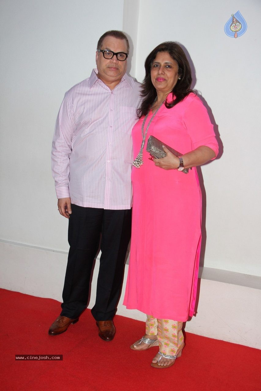 Bolly Celebs at R Madhavan Bday Bash - 72 / 121 photos