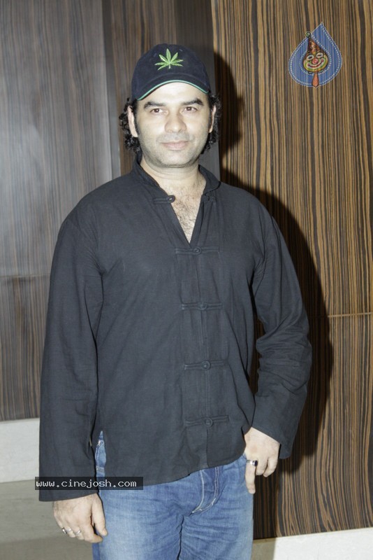 Bolly Celebs at Raajneeti Movie Success Celebrations - 63 / 68 photos