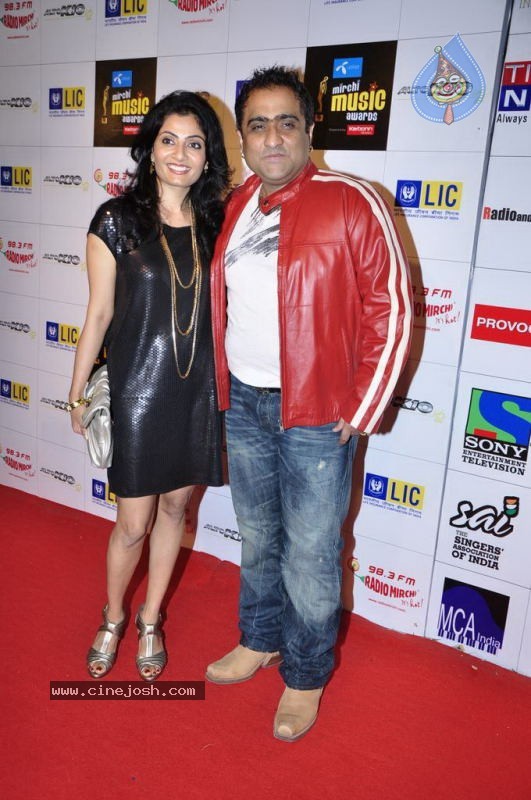 Bolly Celebs at Radio Mirchi Music Awards - 113 / 126 photos
