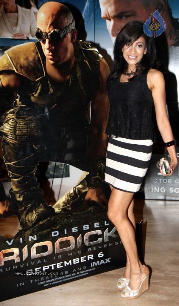 Bolly Celebs at Riddick Premiere - 6 / 28 photos