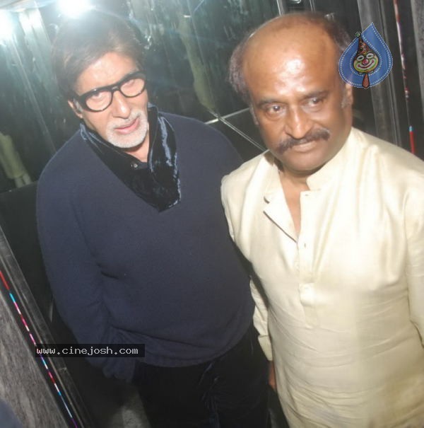 Bolly Celebs at Robot Premiere - 67 / 70 photos