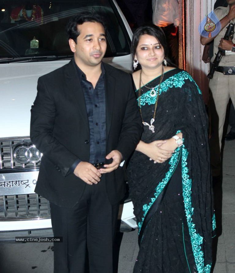 Bolly Celebs at Rohit Shetty Sister Wedding Reception - 19 / 59 photos