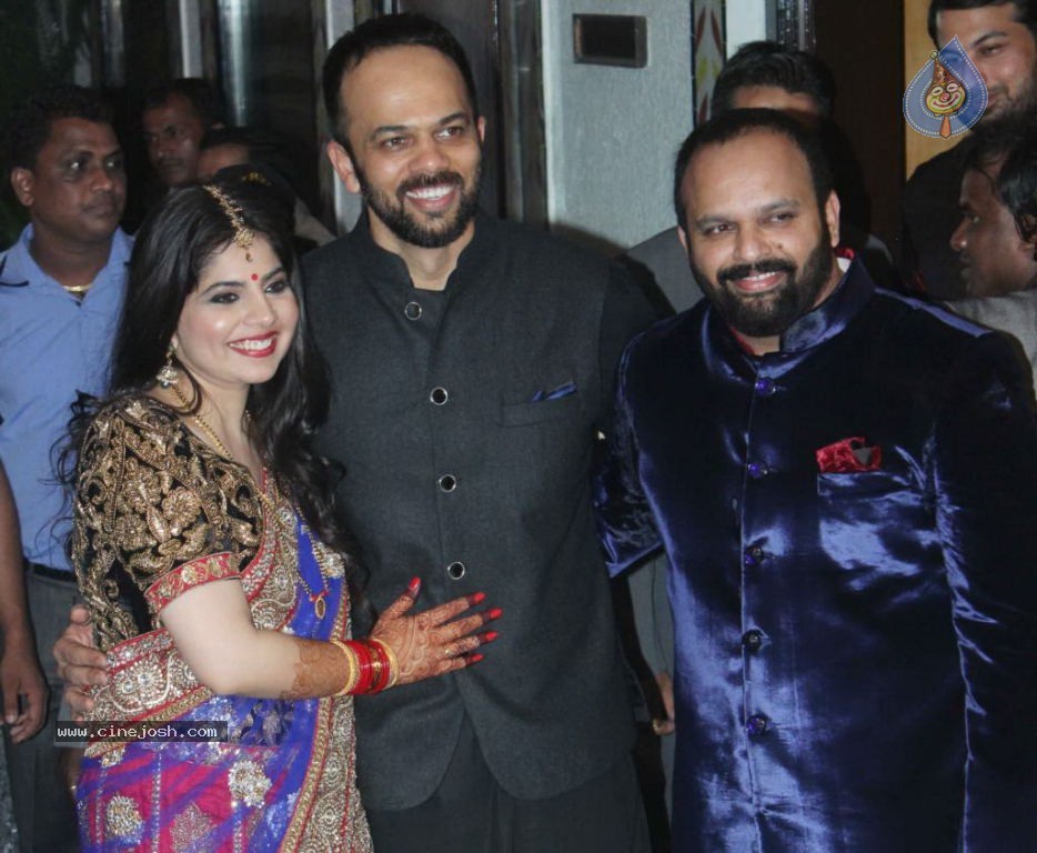 Bolly Celebs at Rohit Shetty Sister Wedding Reception - 29 / 59 photos