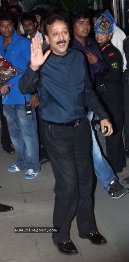 Bolly Celebs at Rohit Shetty Sister Wedding Reception - 30 / 59 photos