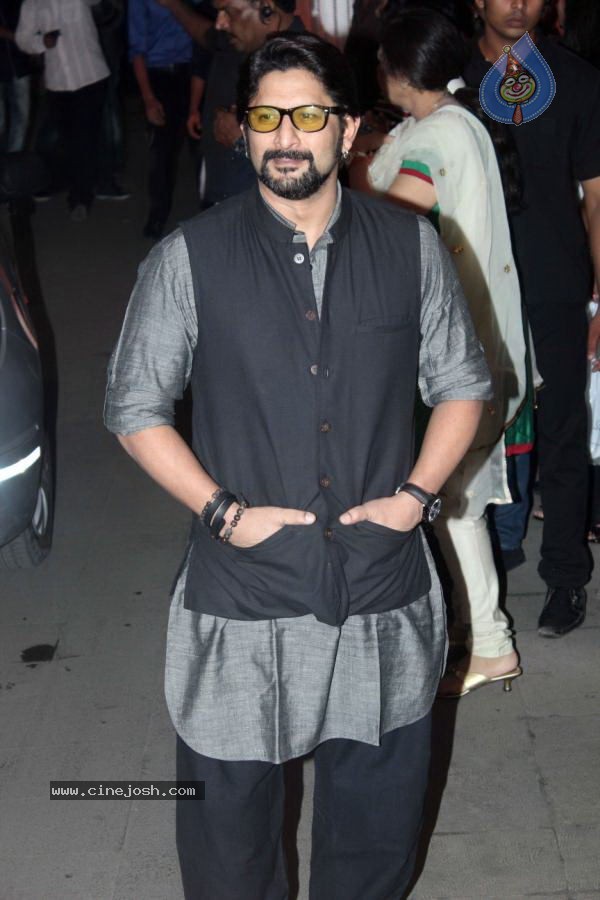 Bolly Celebs at Rohit Shetty Sister Wedding Reception - 34 / 59 photos
