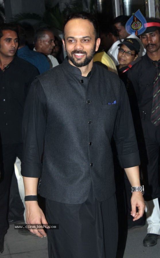 Bolly Celebs at Rohit Shetty Sister Wedding Reception - 36 / 59 photos