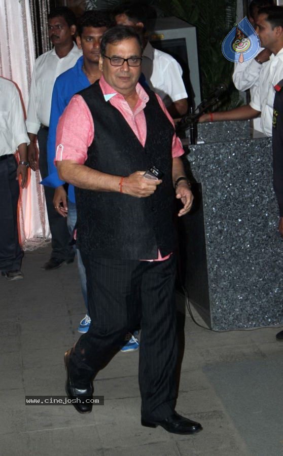 Bolly Celebs at Rohit Shetty Sister Wedding Reception - 38 / 59 photos