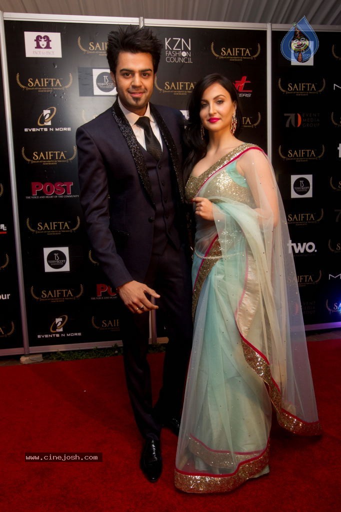 Bolly Celebs at SAIFTA Event - 22 / 40 photos