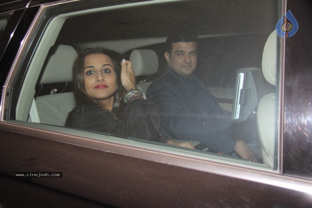 Bolly Celebs at Salman Khan Birthday Bash  - 11 / 53 photos