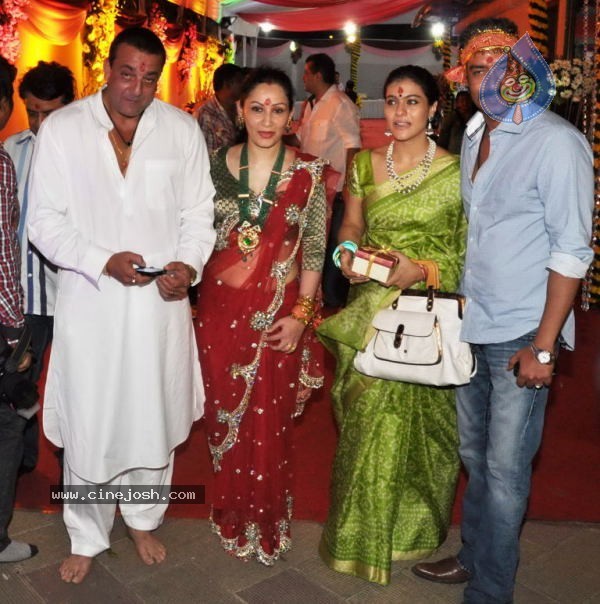 Bolly Celebs at Sanjay Dutt Mata ki Chowki Event - 55 / 129 photos