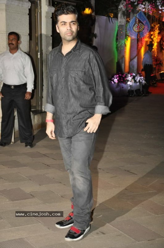 Bolly Celebs at Sanjay Dutt Mata ki Chowki Event - 90 / 129 photos