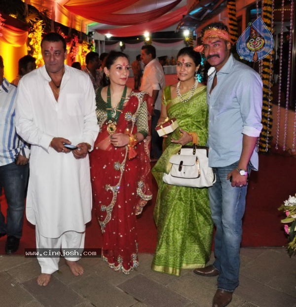 Bolly Celebs at Sanjay Dutt Mata ki Chowki Event - 118 / 129 photos