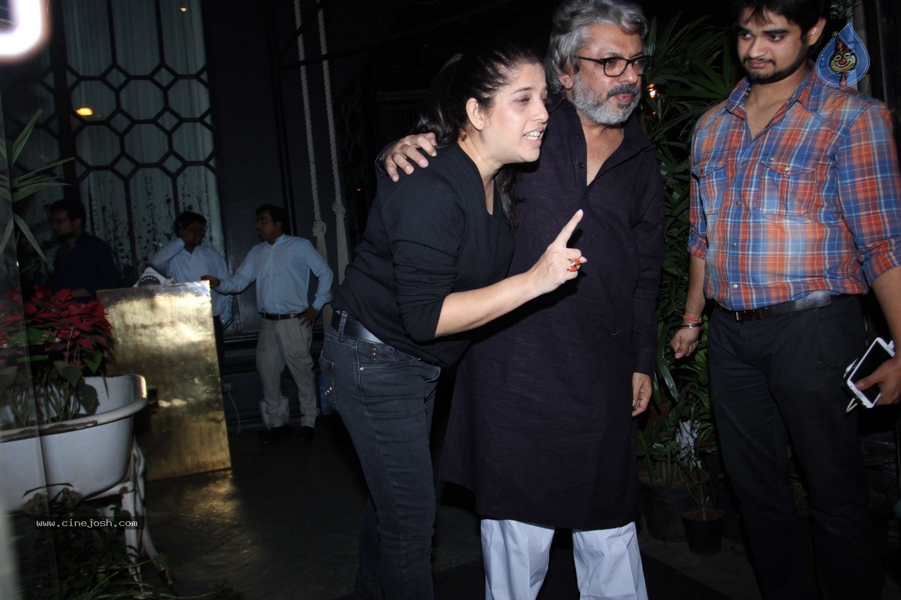 Bolly Celebs at Sanjay Leela Bhansali Party - 38 / 75 photos