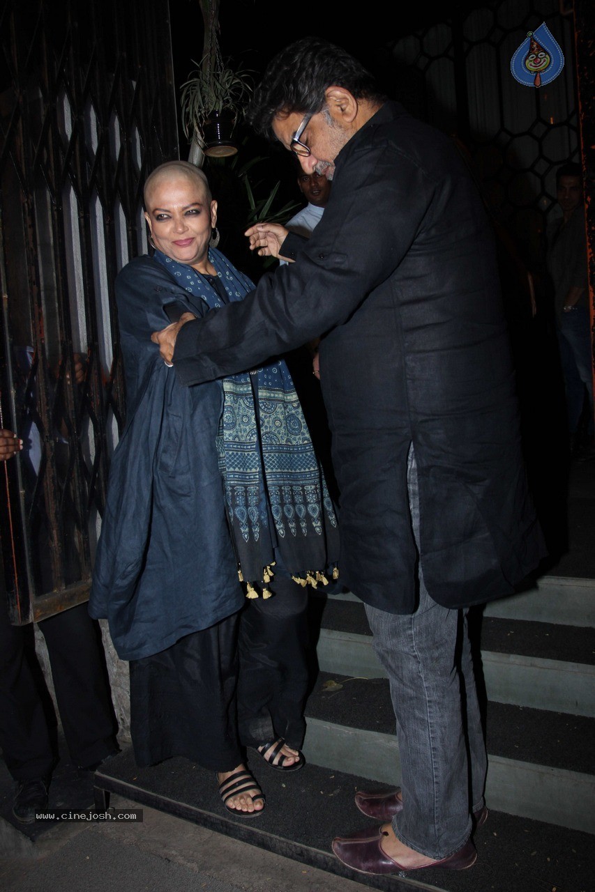 Bolly Celebs at Sanjay Leela Bhansali Party - 62 / 75 photos