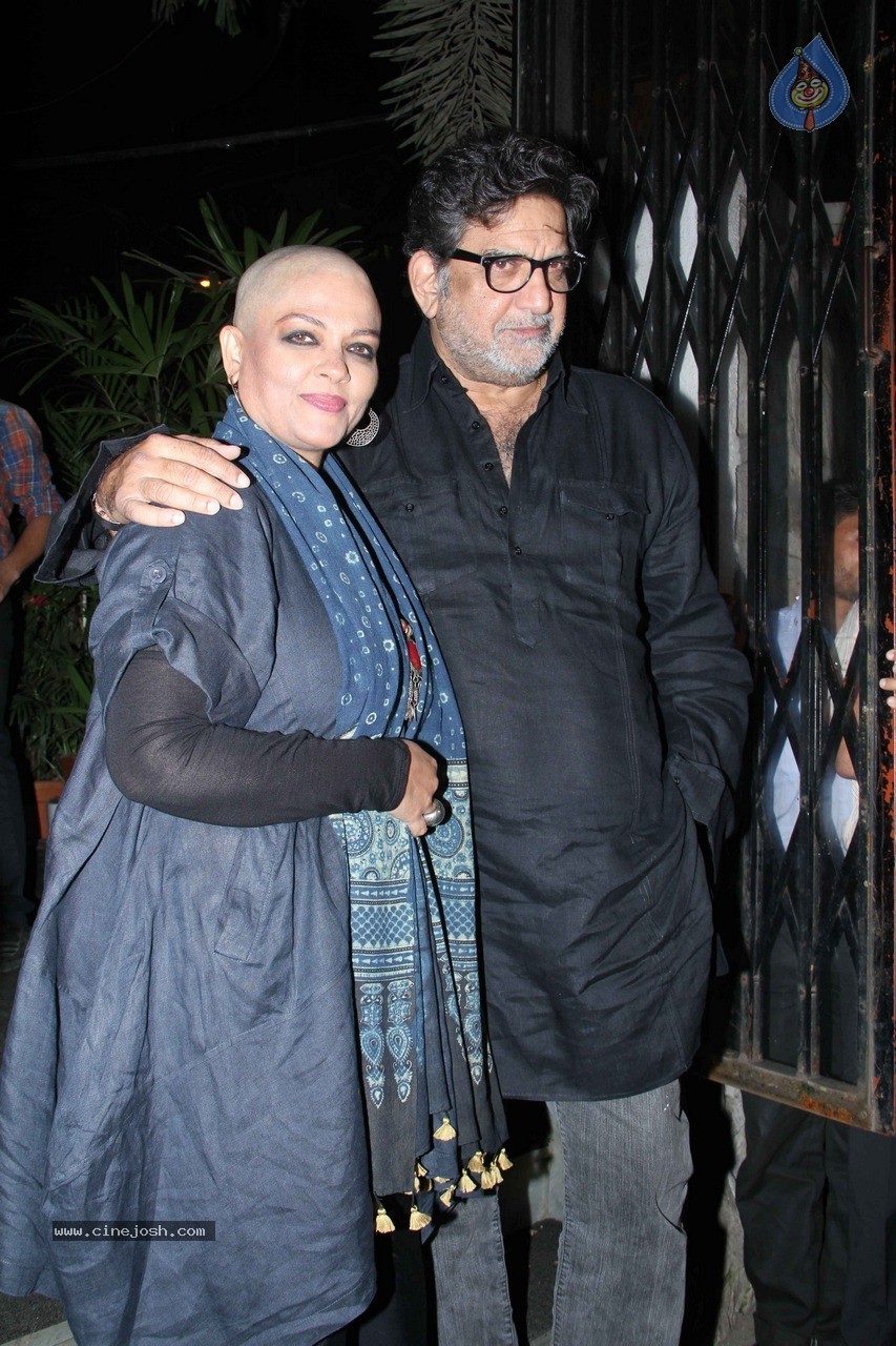 Bolly Celebs at Sanjay Leela Bhansali Party - 65 / 75 photos