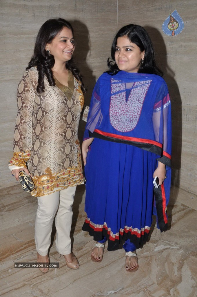 Bolly Celebs at Savvy Magazine Event - 26 / 43 photos