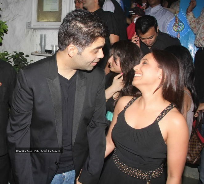 Bolly Celebs at Shahid Kapoor Birthday Bash - 5 / 56 photos