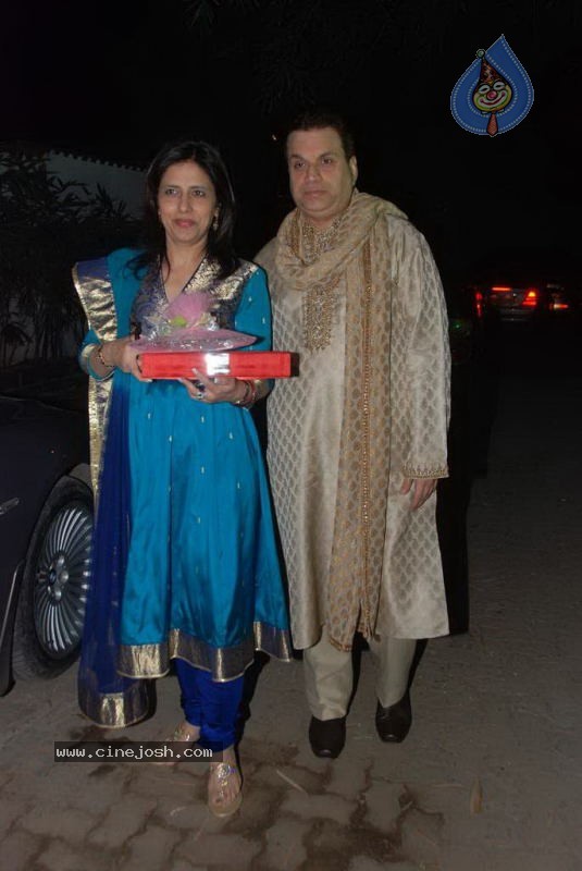 Bolly Celebs at Shilpa Shetty Diwali Party - 19 / 81 photos