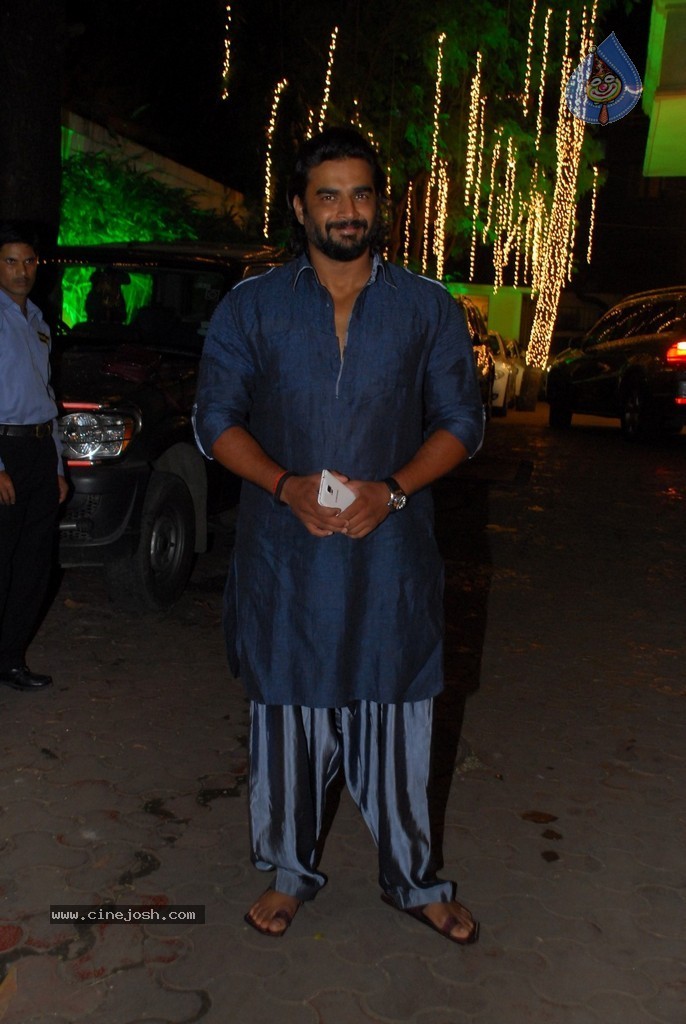 Bolly Celebs at Shilpa Shetty Diwali Party - 4 / 47 photos