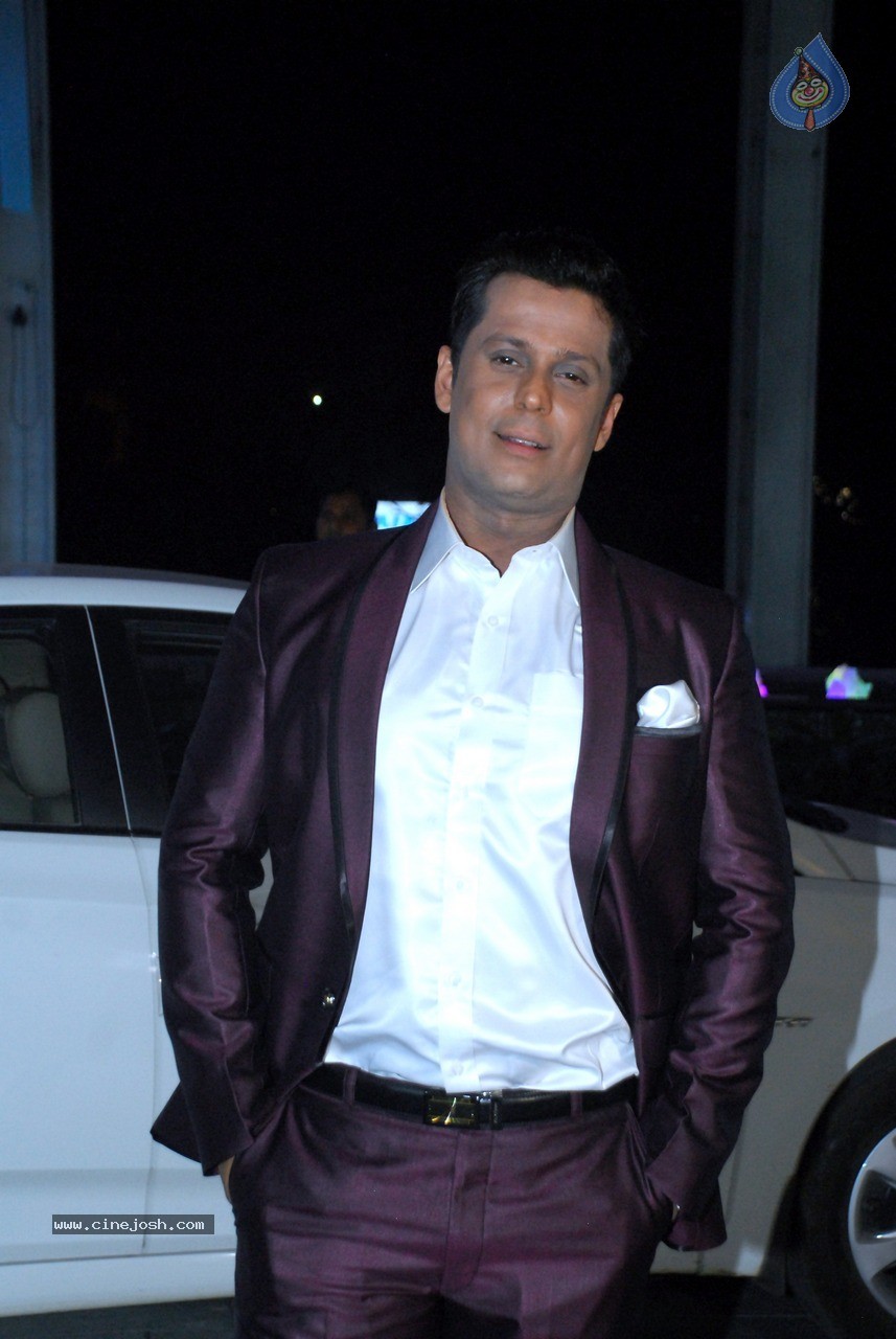 Bolly Celebs at Shirin and Uday Wedding Reception - 7 / 190 photos