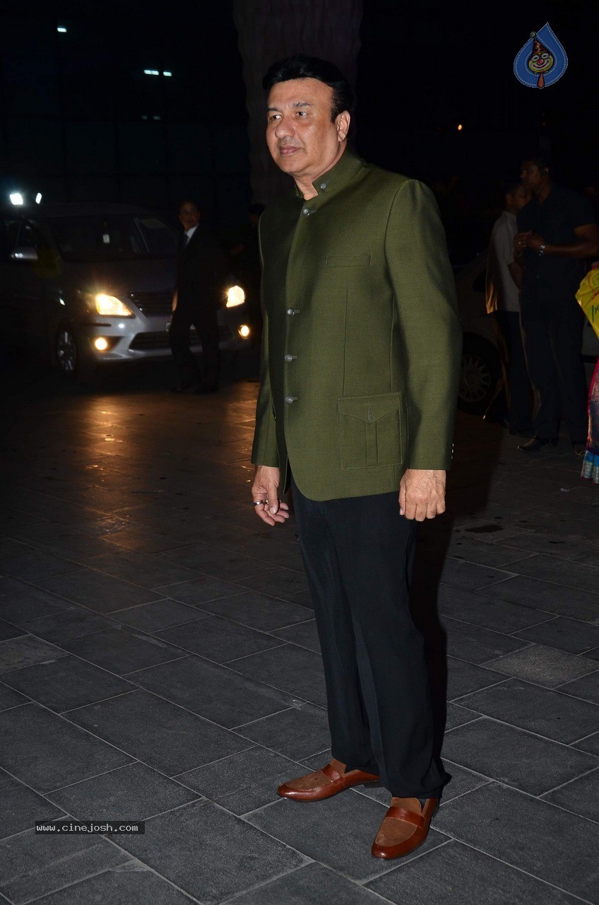 Bolly Celebs at Shirin and Uday Wedding Reception - 83 / 190 photos