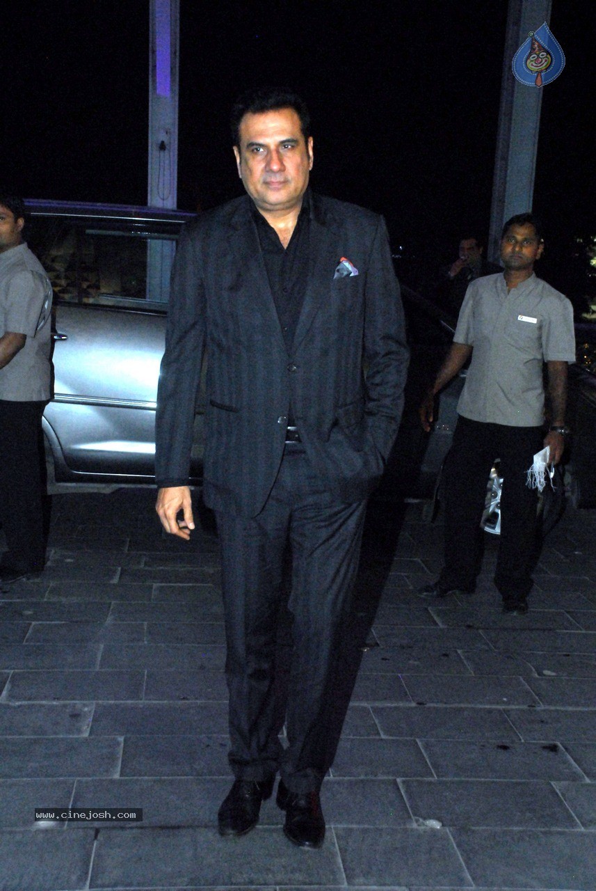 Bolly Celebs at Shirin and Uday Wedding Reception - 98 / 190 photos