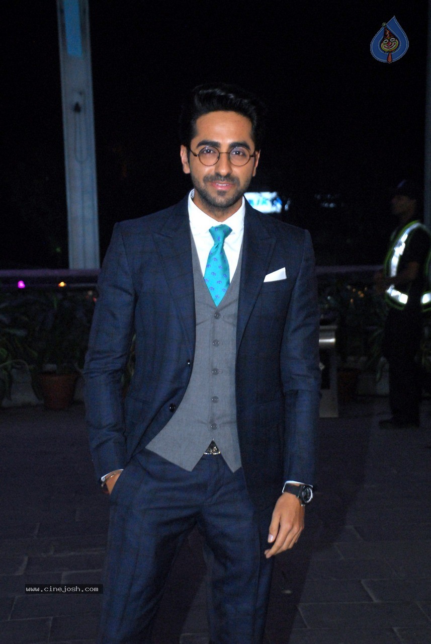 Bolly Celebs at Shirin and Uday Wedding Reception - 109 / 190 photos