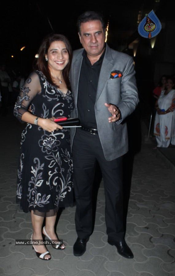 Bolly Celebs at Shirin Farhad Ki Toh Nikal Padi Premiere - 8 / 35 photos
