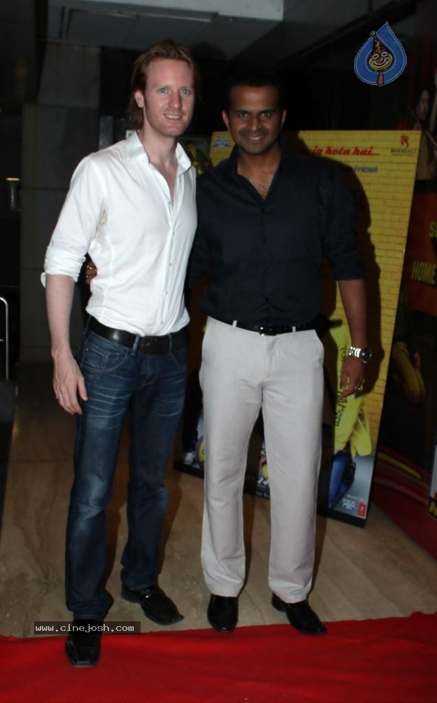 Bolly Celebs at Shirin Farhad Ki Toh Nikal Padi Premiere - 28 / 35 photos