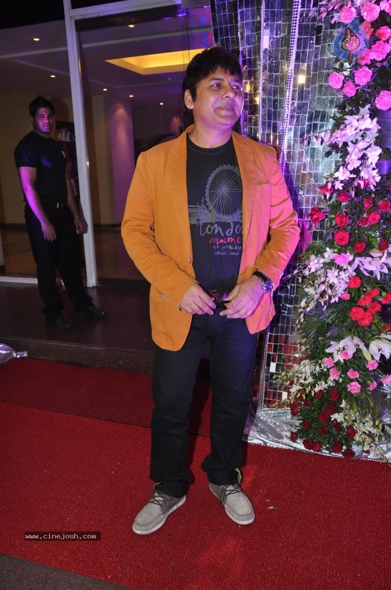 Bolly Celebs at Shweta Tiwari Wedding - 10 / 43 photos
