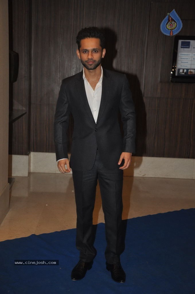 Bolly Celebs at Singer Toshi Wedding Reception  - 21 / 50 photos