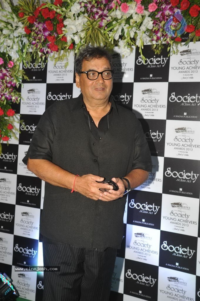 Bolly Celebs at Society Young Achievers Awards - 83 / 130 photos