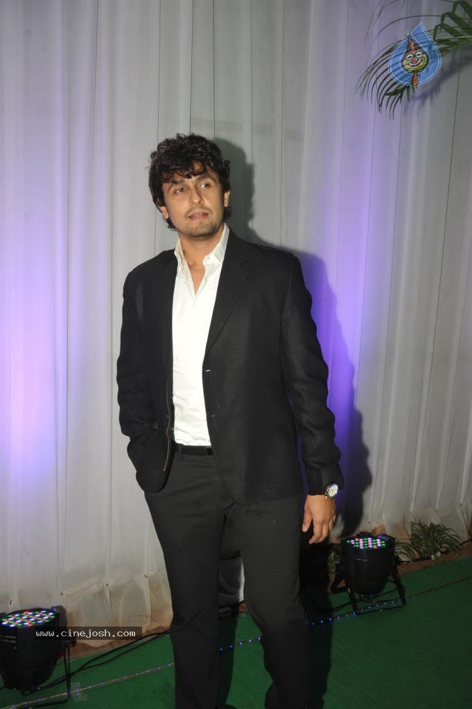 Bolly Celebs at Society Young Achievers Awards - 108 / 130 photos