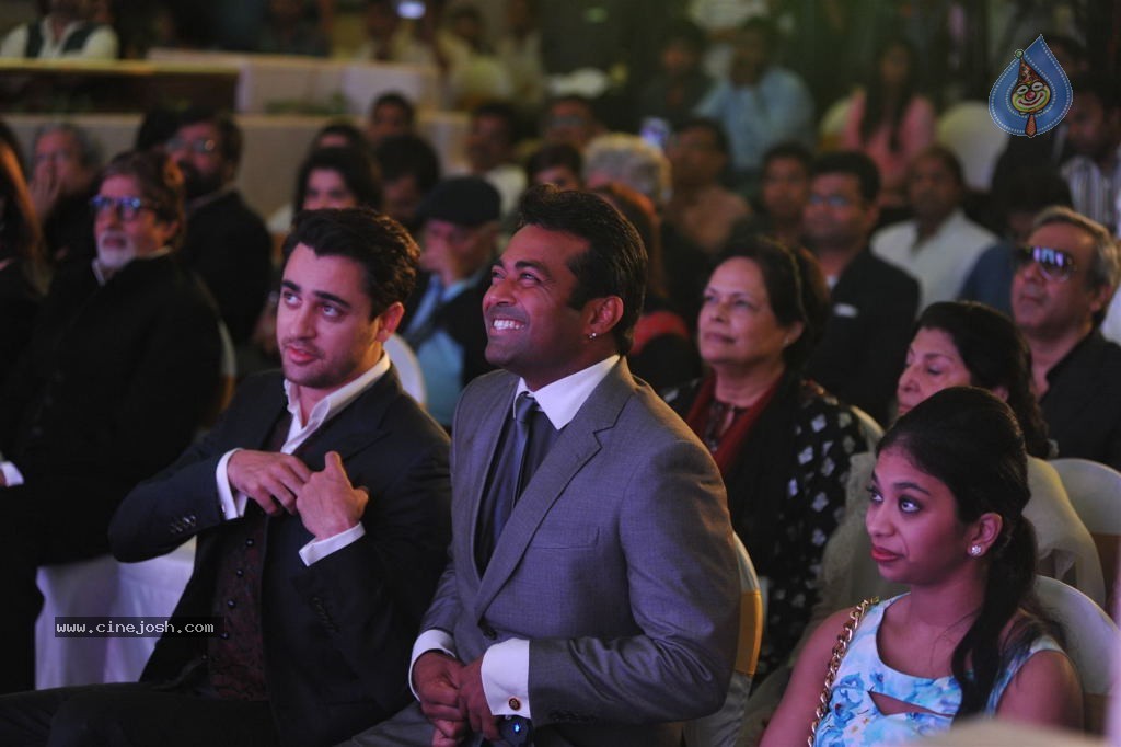 Bolly Celebs at Society Young Achievers Awards - 123 / 130 photos